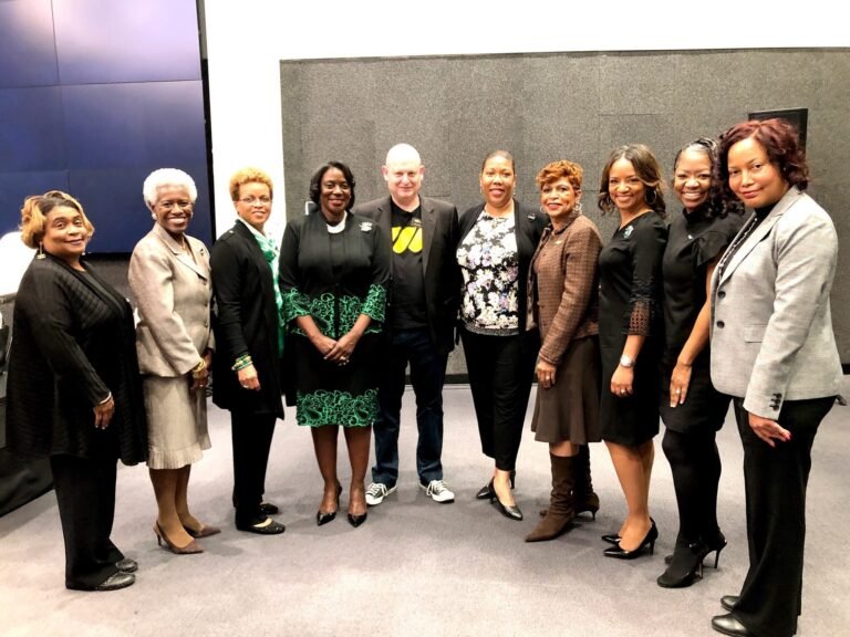 Partner News: Azalea City Chapter of The Links, Inc. gifts $20,000 to Westside Future Fund, Hollis Innovation Academy